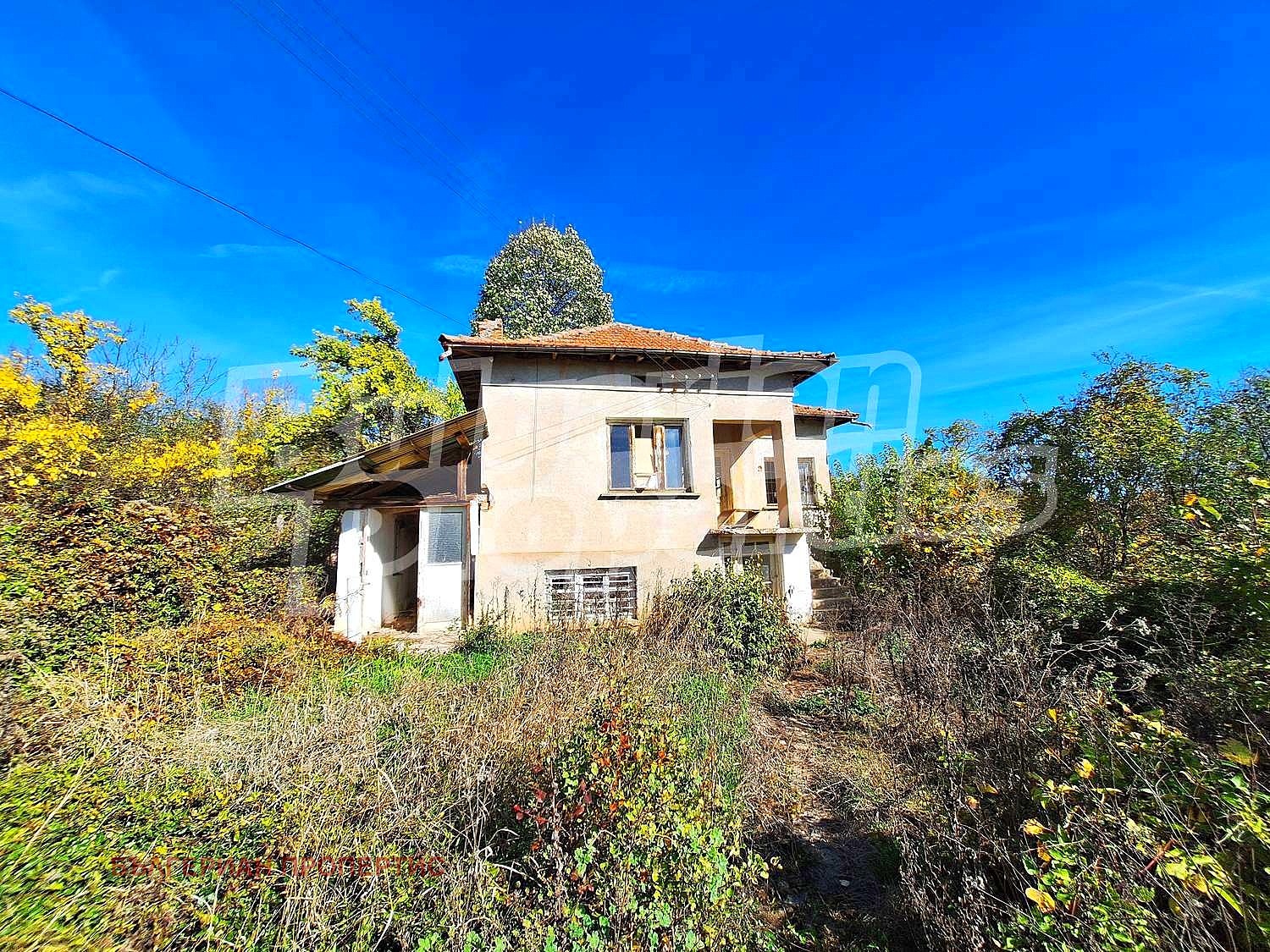 Продава КЪЩА, с. Стрелец, област Велико Търново, снимка 2 - Къщи - 52396248