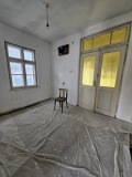 Продава КЪЩА, гр. Русе, Централен кооп. пазар, снимка 2