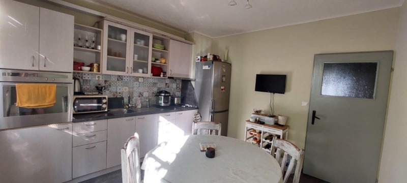 Till salu  2 sovrum Pleven , Drujba 4 , 85 kvm | 70297855 - bild [2]