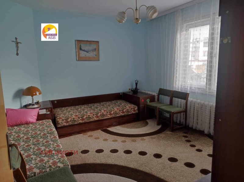 На продаж  3+ кімнати Велико Търново , Бузлуджа , 130 кв.м | 52769141 - зображення [6]