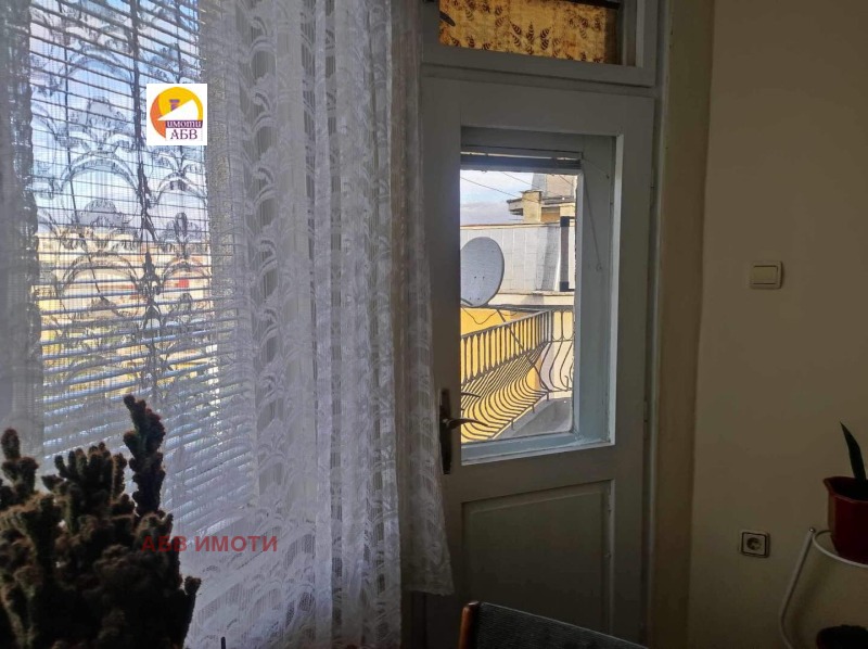 Продаја  3+ спаваћа соба Велико Тарново , Бузлуджа , 130 м2 | 52769141 - слика [4]