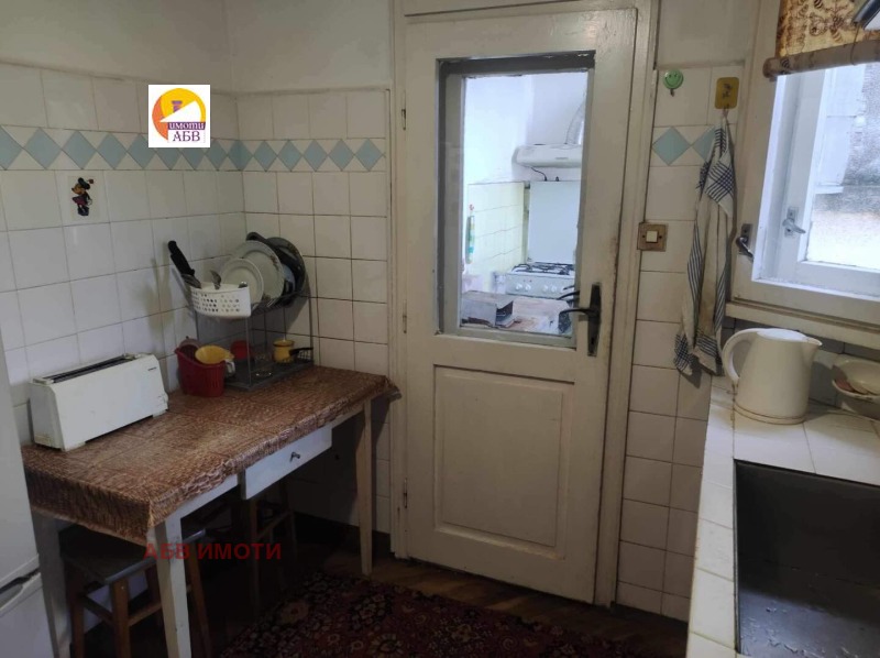 À venda  Mais de 3 quartos Veliko Tarnovo , Buzludja , 130 m² | 52769141 - imagem [3]