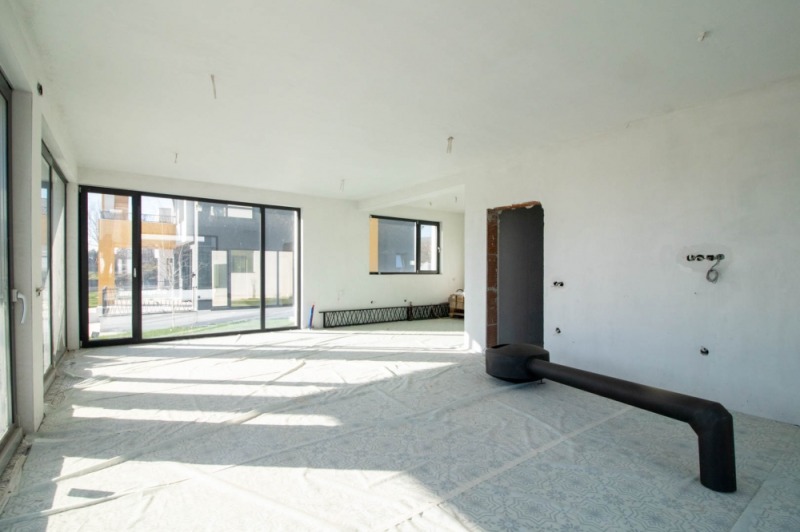 Продава КЪЩА, гр. Сливен, в.з. Сливен, снимка 7 - Къщи - 53016471