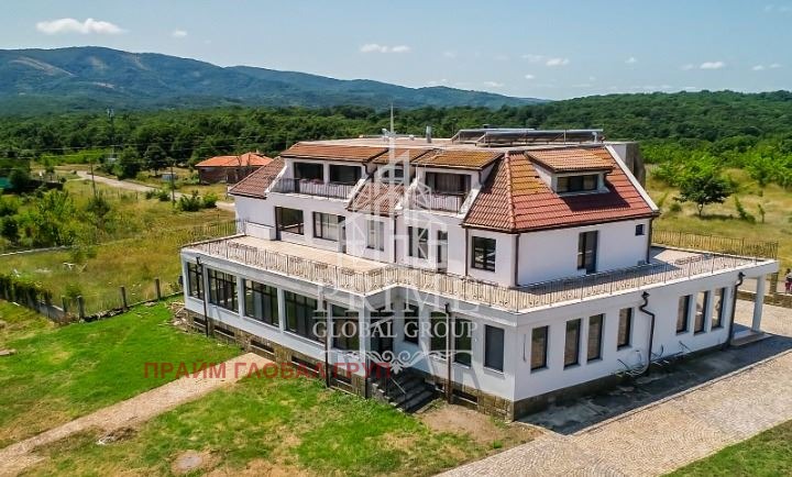 Продава ХОТЕЛ, с. Велика, област Бургас, снимка 2 - Хотели - 54223958