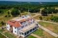 Продава ХОТЕЛ, област Бургас, с. Велика • 570000 € / 1114823.10 лв. • 77367286 3