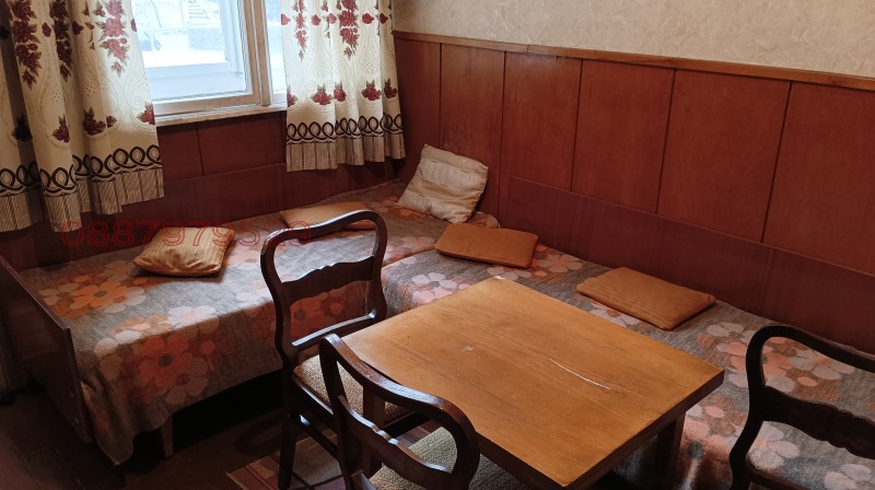 Продава ЕТАЖ ОТ КЪЩА в област Кюстендил, гр. Дупница - 65 кв.м / 49 900 € » 97 595.92 лв.