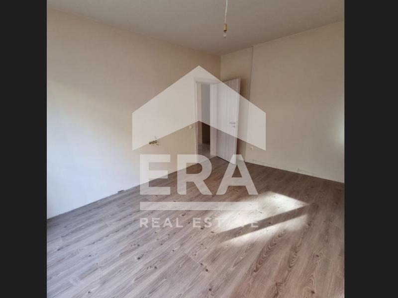 In vendita  1 camera da letto Varna , k.k. Zlatni piasatsi , 121 mq | 31912996 - Immagine [2]