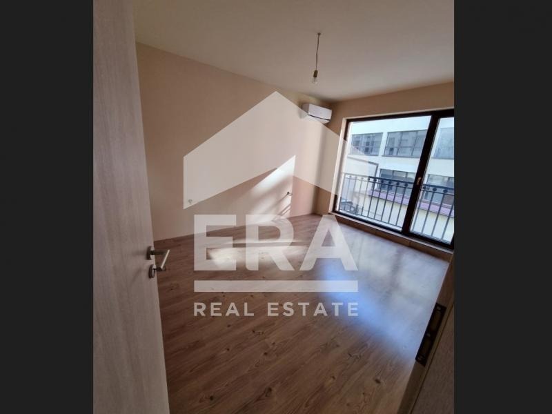 In vendita  1 camera da letto Varna , k.k. Zlatni piasatsi , 121 mq | 31912996 - Immagine [3]