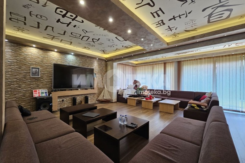 Te koop  Huis Sofia , v.z.Malinova dolina , 459 m² | 41463034 - afbeelding [3]