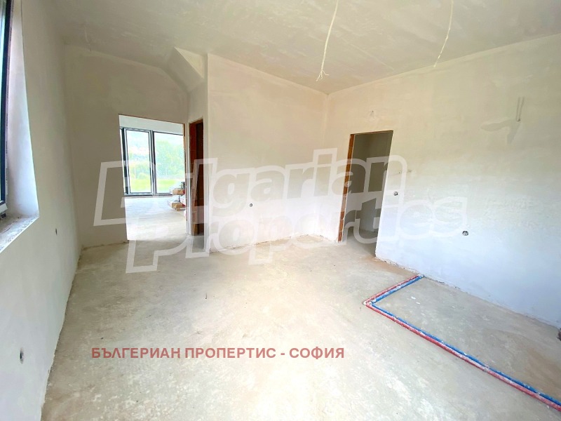 Продава КЪЩА, гр. София, с. Владая, снимка 3 - Къщи - 53244653