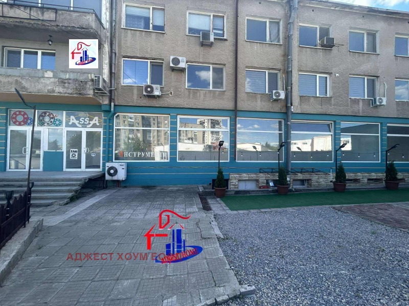 Til salg  Butik Razgrad , Promishlena zona - Zapad , 495 kvm | 58253306