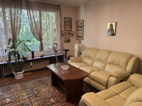 2 bedroom Slaviya, Sofia 1