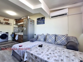 2 sovrum Vazrajdane, Burgas 5