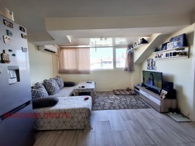 2 sovrum Vazrajdane, Burgas 1