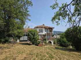 Hus Kostinbrod, region Sofia