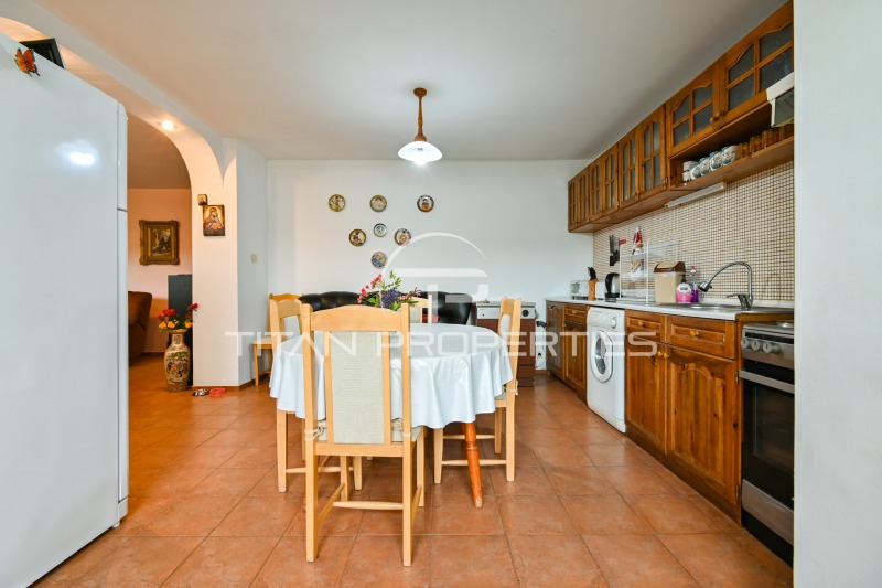 Til salgs  Hus Sofia , Bankja , 216 kvm | 51633658 - bilde [5]