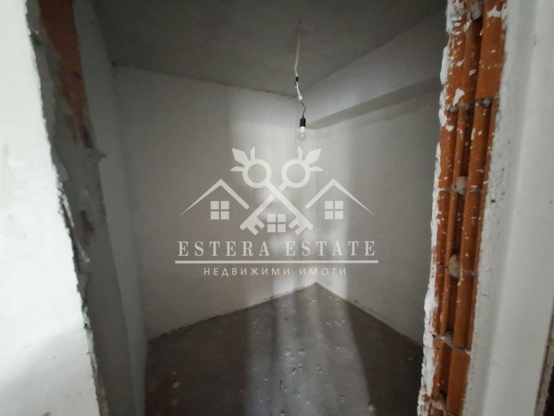 Eladó  Üzlet Sumen , Trakija , 133 négyzetméter | 98921840 - kép [4]