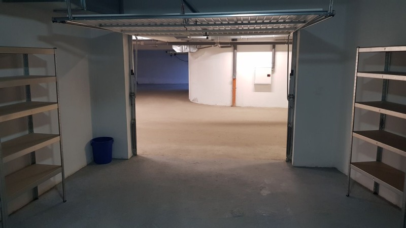 Продава ГАРАЖ, ПАРКОМЯСТО, гр. София, Карпузица, снимка 3 - Гаражи и паркоместа - 53232583