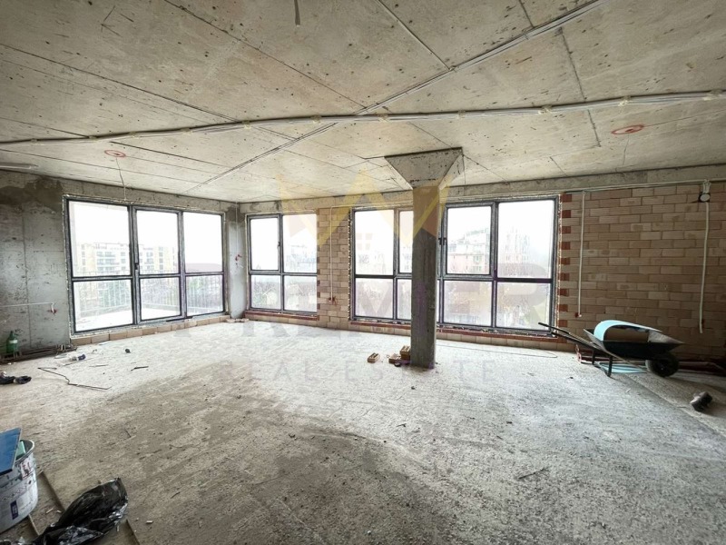 Продава 3-СТАЕН в град Варна, к.к. Чайка - 151 кв.м / 229 000 € » 447 885.07 лв., ИМОТИ ПРЕМИЕР