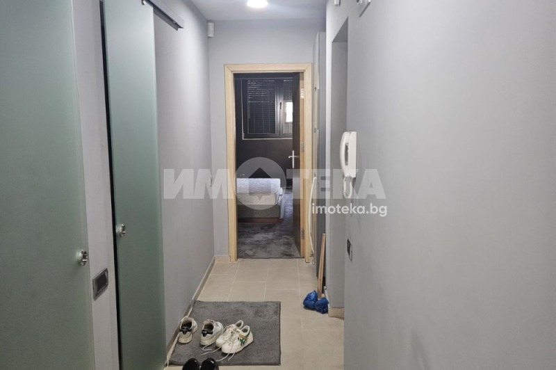 Na prodej  1 ložnice Varna , Ljatno kino Trakija , 95 m2 | 97581720 - obraz [13]