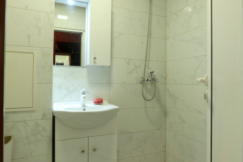 Продава 2-СТАЕН, гр. Враца, Дъбника, снимка 2 - Апартаменти - 52749942