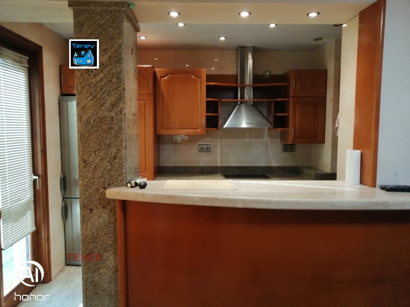 Продава МНОГОСТАЕН, гр. Стара Загора, Център, снимка 8 - Апартаменти - 52945776