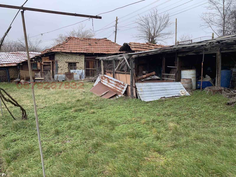 Продава КЪЩА, с. Дойренци, област Ловеч, снимка 8 - Къщи - 53242491