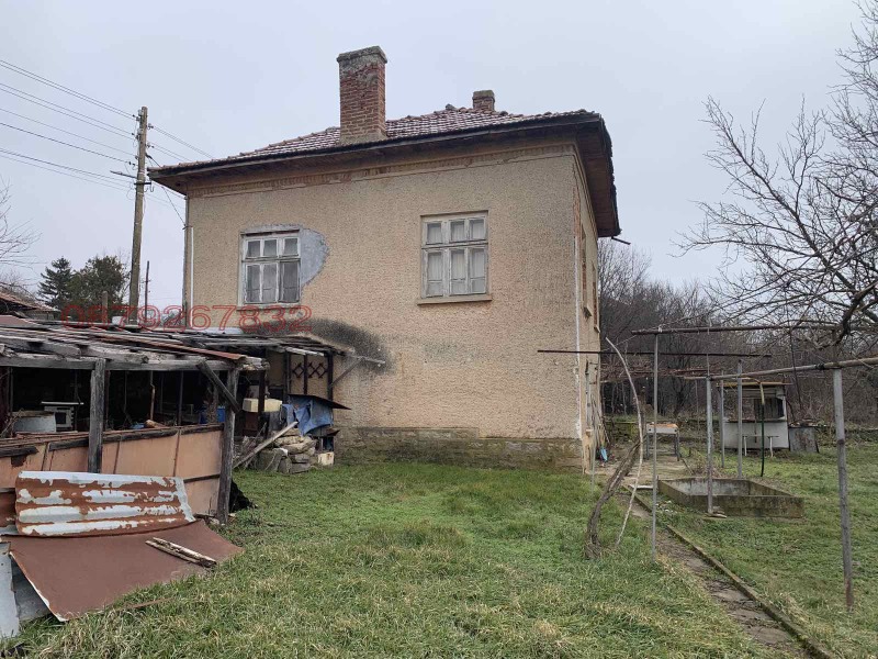 Продава КЪЩА, с. Дойренци, област Ловеч, снимка 9 - Къщи - 53242491