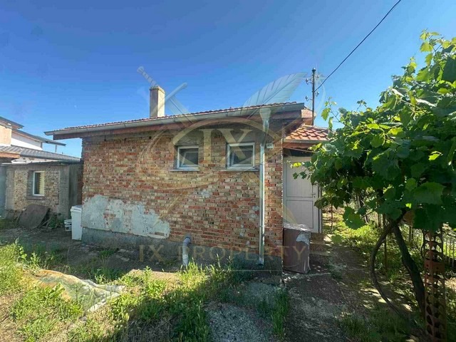 Продава КЪЩА, гр. Бургас, с. Миролюбово, снимка 3 - Къщи - 55090134