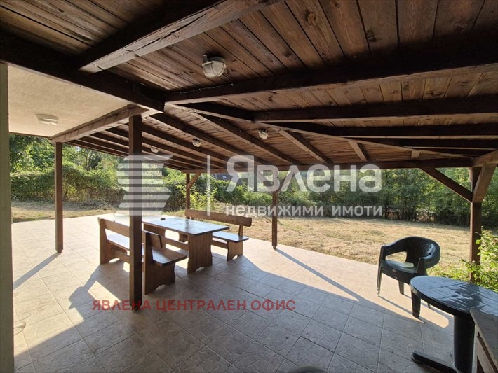 Продава КЪЩА, с. Свидня, област София област, снимка 15 - Къщи - 56261846