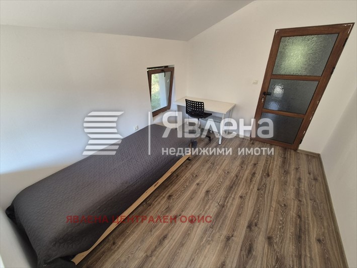 Продава КЪЩА, с. Свидня, област София област, снимка 8 - Къщи - 56261846