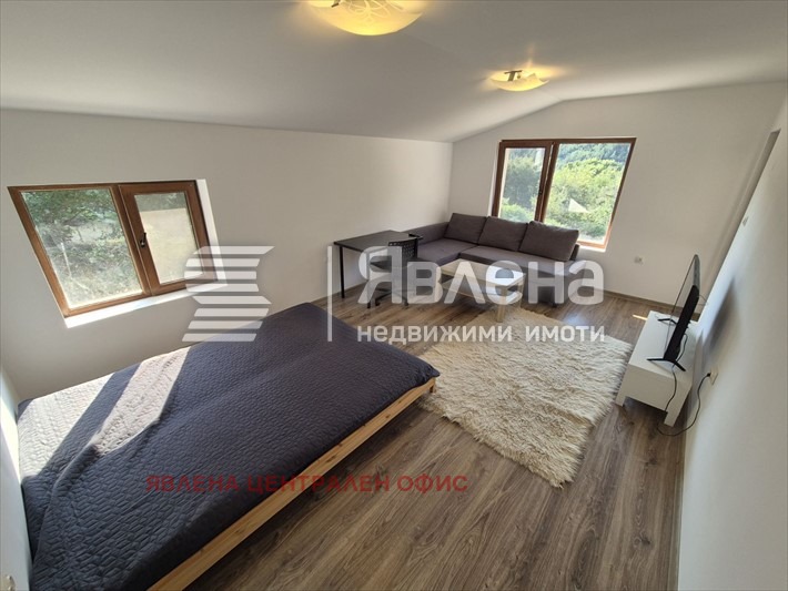 Продава КЪЩА, с. Свидня, област София област, снимка 6 - Къщи - 56261846