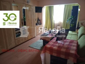 3 quartos Biznes hotel, Varna 8