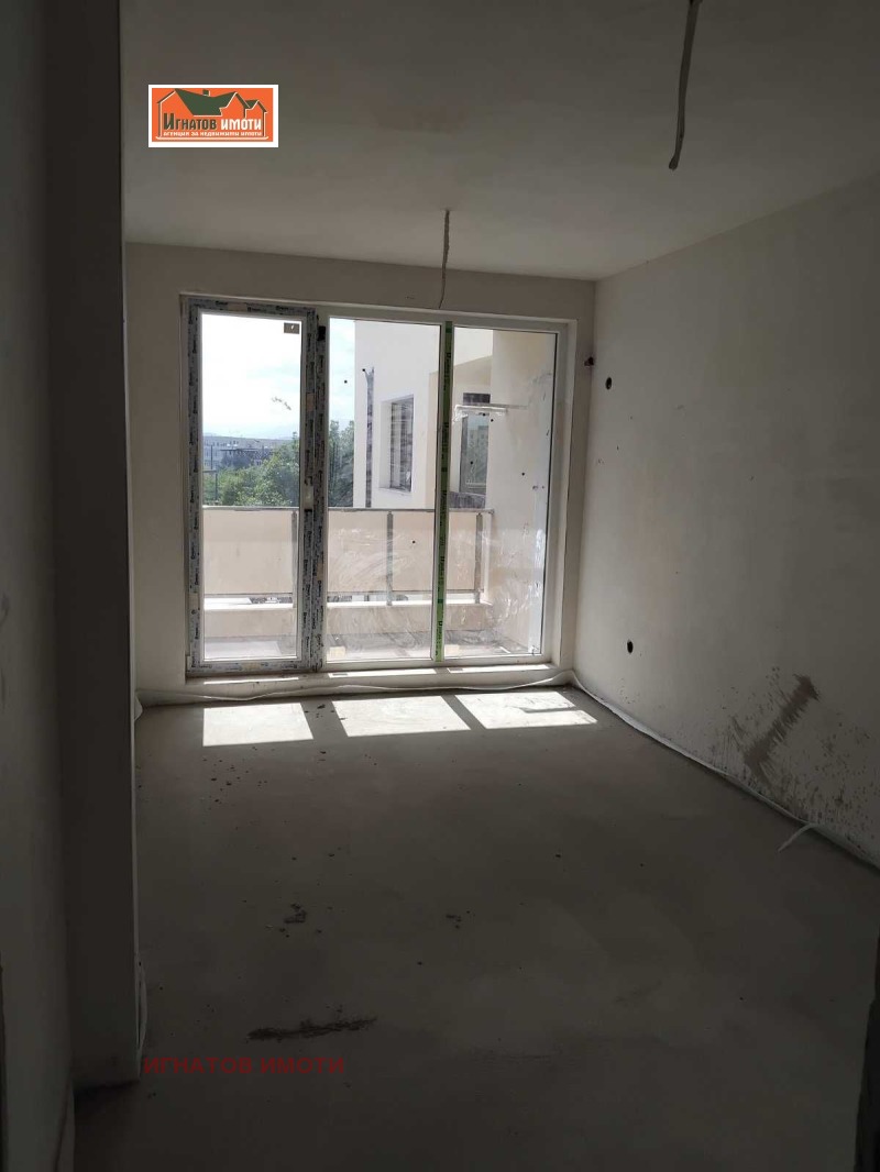 Продава  2-стаен град Пазарджик , Устрем , 61 кв.м | 48449213