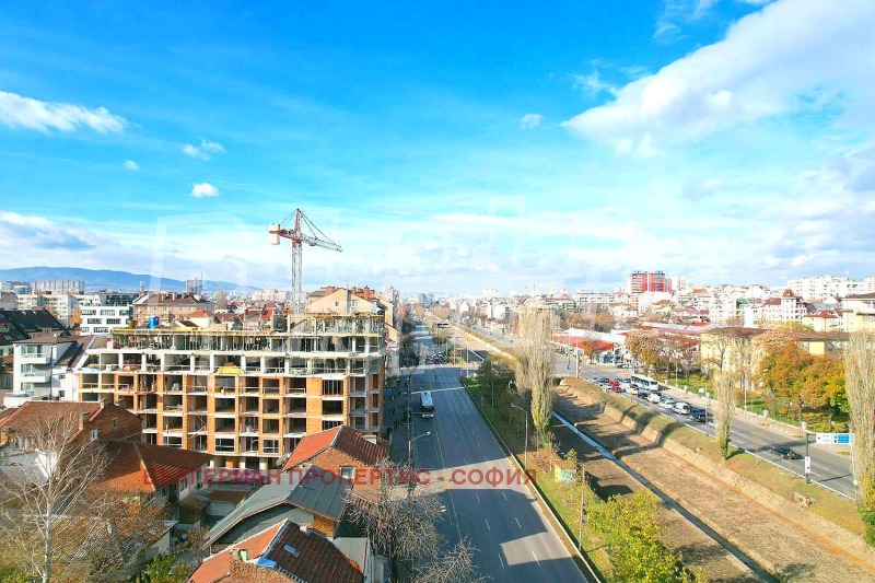Till salu  2 sovrum Sofia , Centar , 118 kvm | 77564145