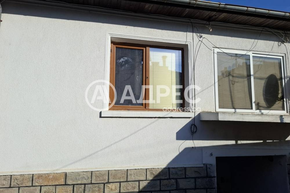 Продава КЪЩА, гр. Севлиево, област Габрово, снимка 2 - Къщи - 53662994