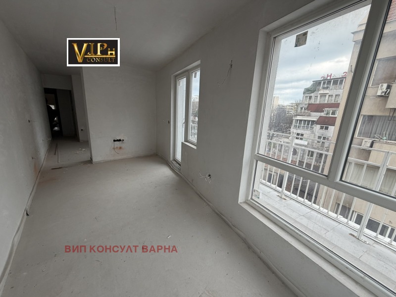 Продава 1-СТАЕН в град Варна, Лятно кино Тракия - 56 кв.м / 124 965 € » 244 410.30 лв., ВИП КОНСУЛТ ВАРНА