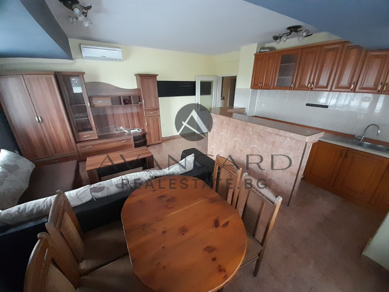 À vendre  1 chambre Plovdiv , Karchiyaka , 80 m² | 79994252