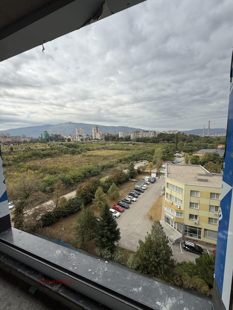 Продаја  1 спаваћа соба Софија , Центар , 72 м2 | 28268092