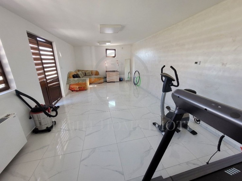 Продава КЪЩА, с. Марково, област Пловдив, снимка 6 - Къщи - 52843885