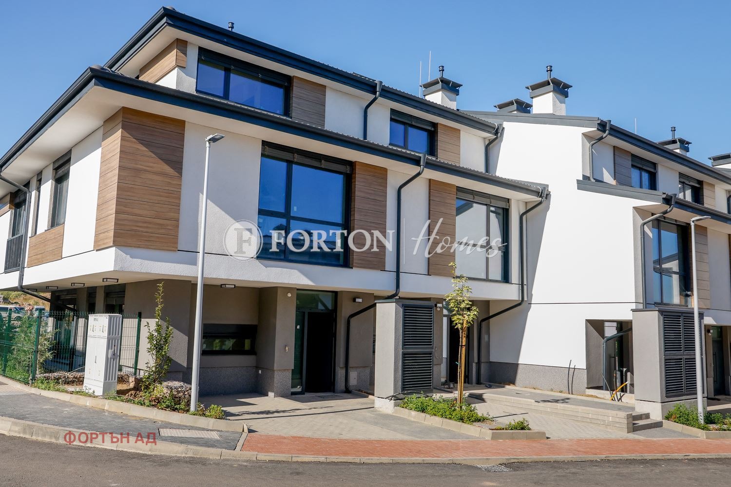 Продава КЪЩА, гр. София, м-т Камбаните, снимка 2 - Къщи - 53825227