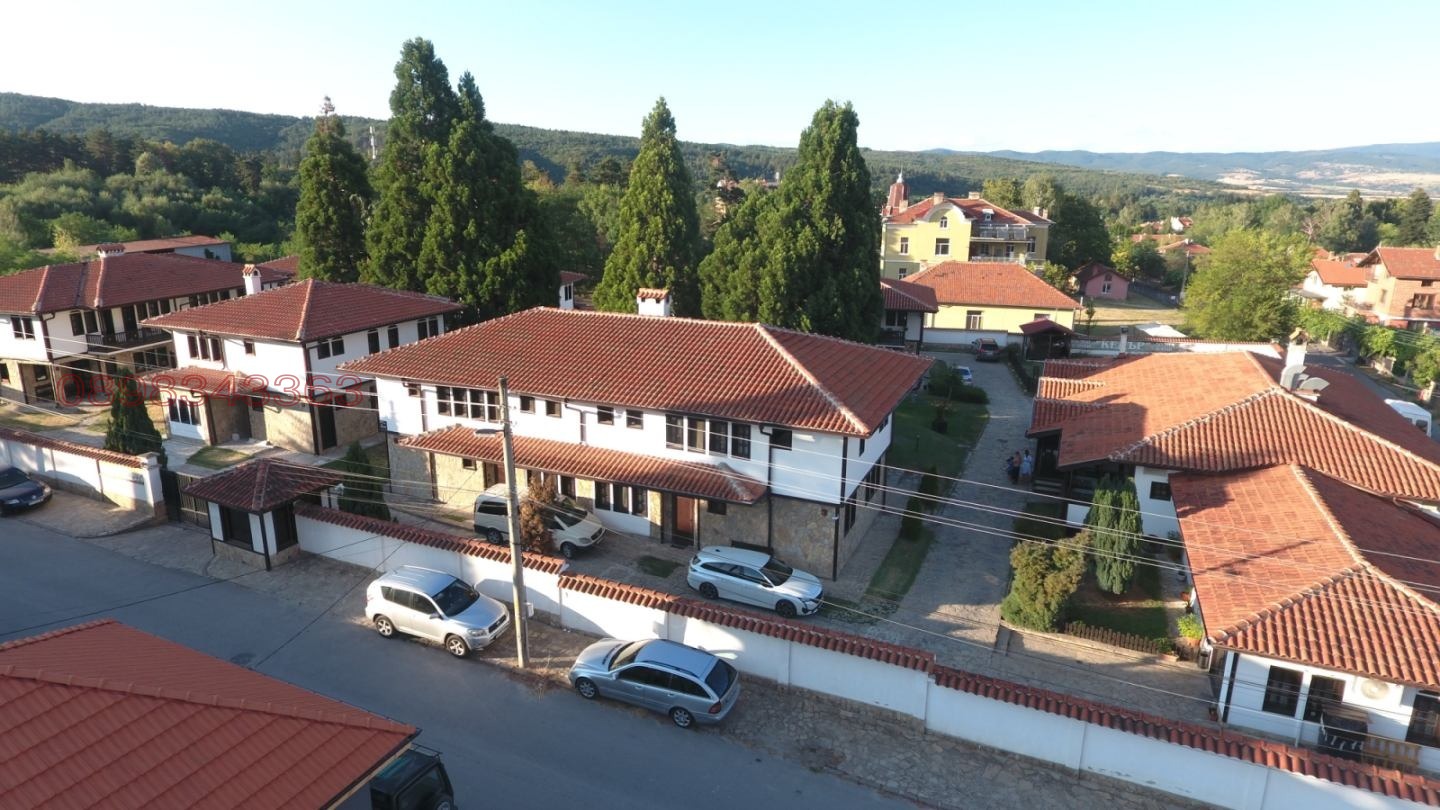 Продава КЪЩА, гр. Долна баня, област София област
