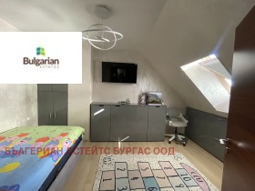 2 slaapkamers Izgrev, Burgas 12