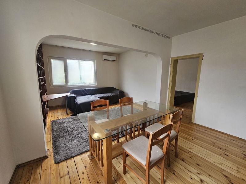 Продава ЕТАЖ ОТ КЪЩА, гр. Шумен, Център, снимка 2 - Етаж от къща - 52480658