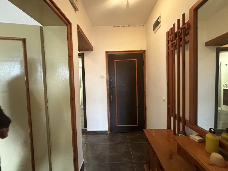 Продава ЕТАЖ ОТ КЪЩА, гр. Шумен, Център, снимка 10 - Етаж от къща - 52480658