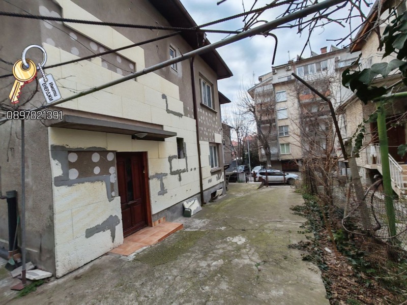 Продава  Къща град Плевен , Идеален център , 230 кв.м | 68926029 - изображение [3]
