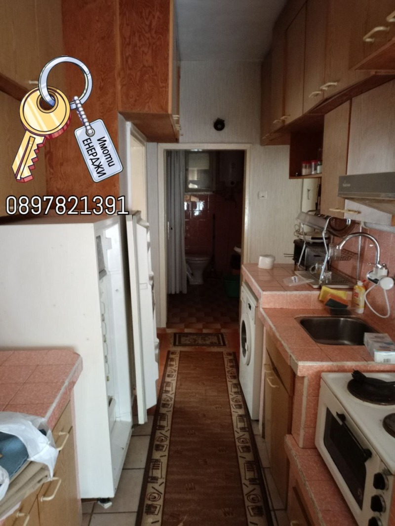 Продава  Къща град Плевен , Идеален център , 230 кв.м | 68926029 - изображение [10]