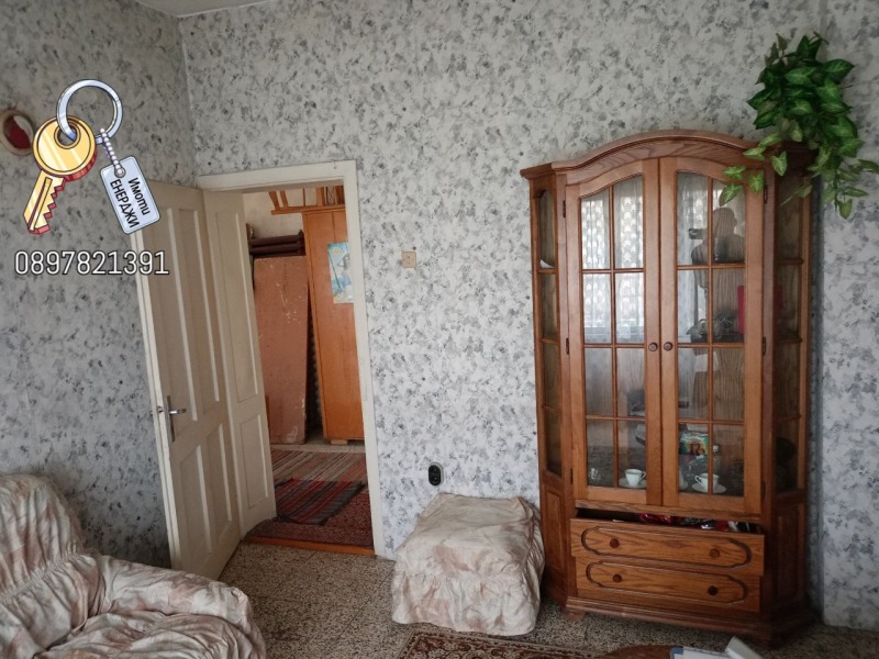 Продава  Къща град Плевен , Идеален център , 230 кв.м | 68926029 - изображение [9]