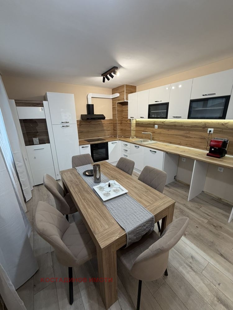 Продава 2-СТАЕН, гр. Пловдив, Прослав, снимка 2 - Апартаменти - 54366674