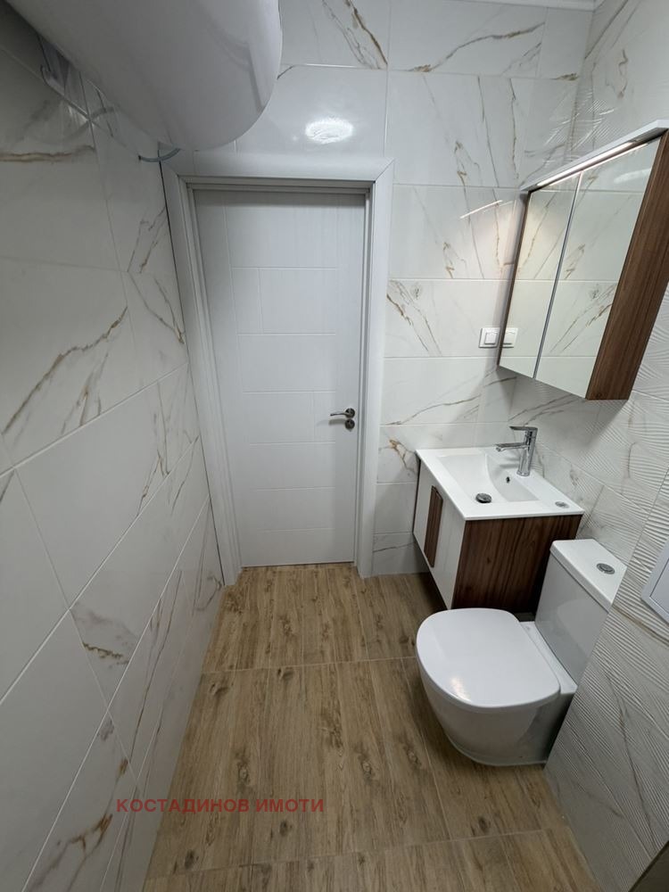 Продава 2-СТАЕН, гр. Пловдив, Прослав, снимка 8 - Апартаменти - 54366674